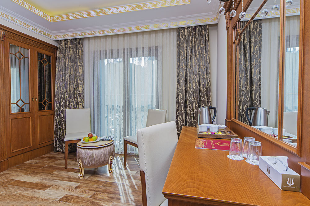 Lausos Palace Hotel Şişli Istanbul Exterior foto